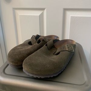 Birkenstock Boston Suede Clogs Olive Size 38